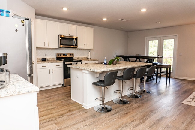 Photo - 3268 Chapelwood Dr