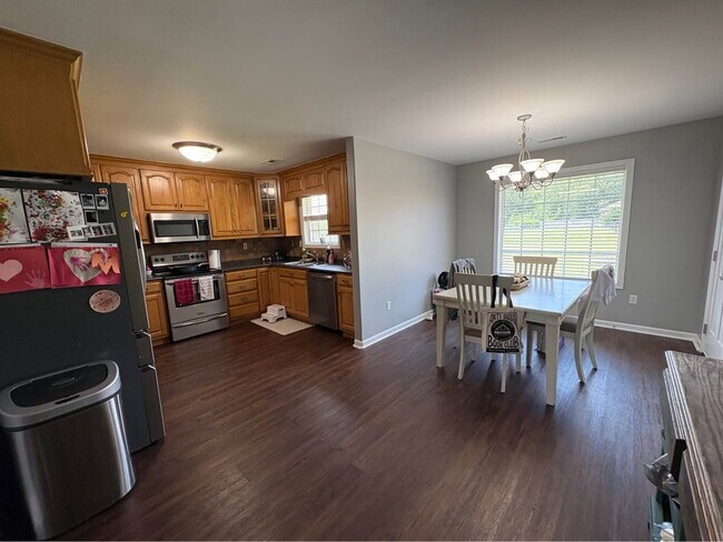 Photo - 127 Tine Ln