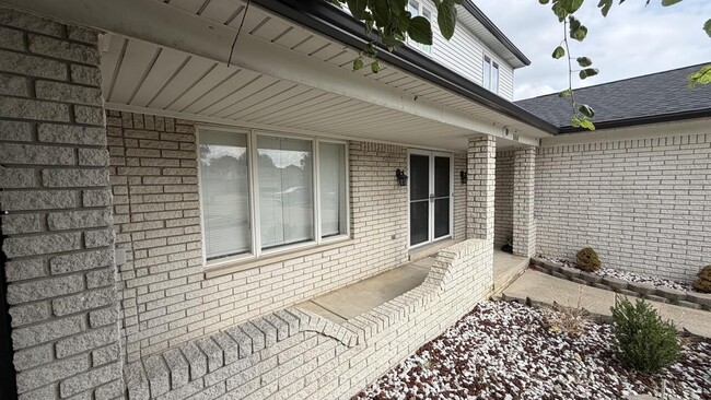 Photo - 36868 Melbourne Dr
