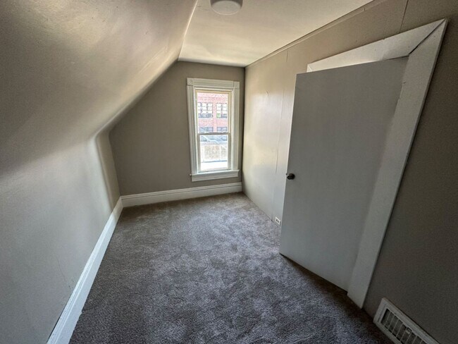 Photo - 1043 S 31st St. (3 Unit) Unit Upper 1043A