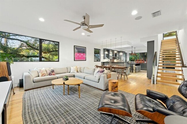 Photo - 1402 Alta Vista Ave