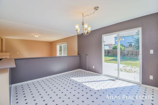 Photo - 5950 Dolores St