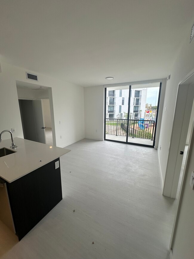 Photo - 20461 NW 17th Ave Unit B
