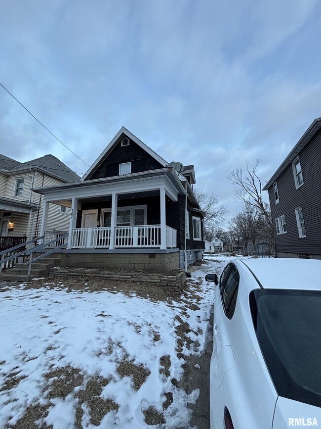 Photo - 707 E Nebraska Ave