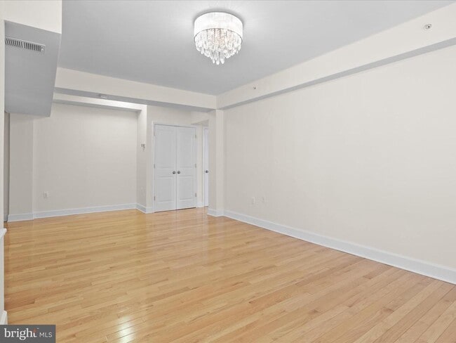 Photo - 1858 California St NW Unidad 33