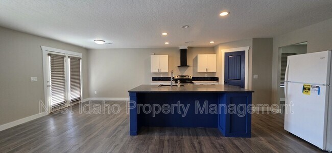 Photo - 157 E Murtaugh Lake Dr