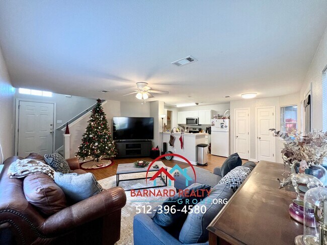 Photo - Available Mid July: Well maintained Duplex with Garage and Yard- Close to TX State Bus Stop!