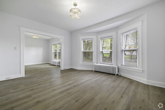 Building Photo - 26 Harvard Ave Rental