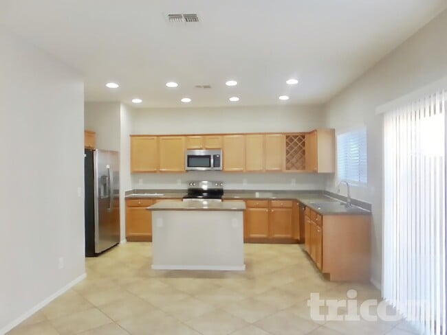 Photo - 9526 N 81st Dr