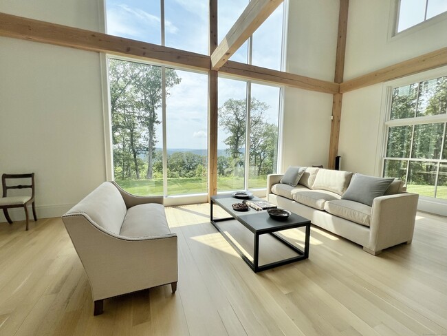 Photo - 36 Yuza Mini Ln