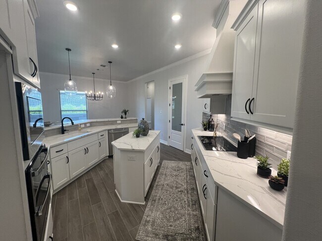 Photo - Eagle Heights