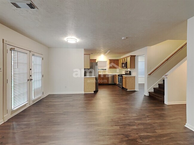 Photo - 12311 Claresholm Dr