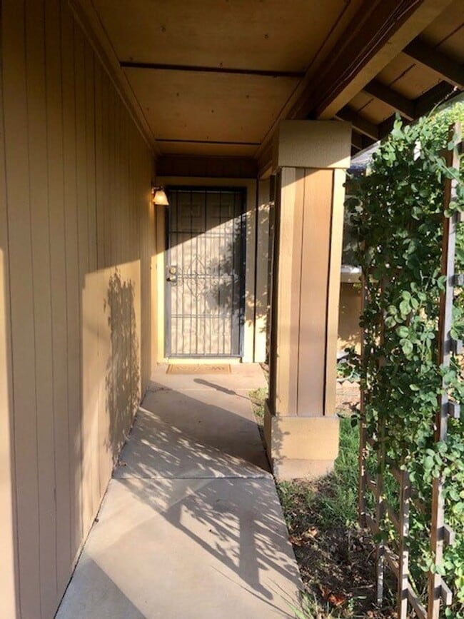 Photo - 7520 Carriage Dr