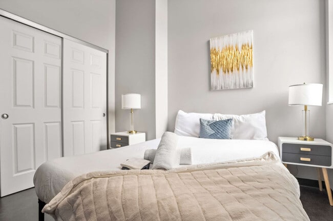 Photo - 800 Penn Ave Unit ID1075239P