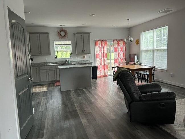 Photo - Modern & Bright 3-Bed End-Unit Townhome in...