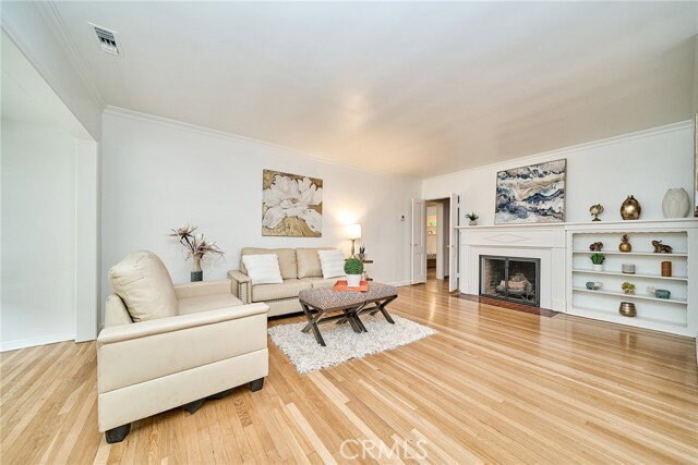 Photo - 503 Longden Dr