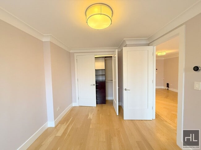 2 bed 2 bath renovated with washer and dryer / Balcony / WEST 93 STREET