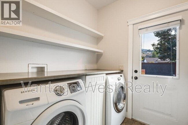 Photo - 5308 Upper Mission Dr