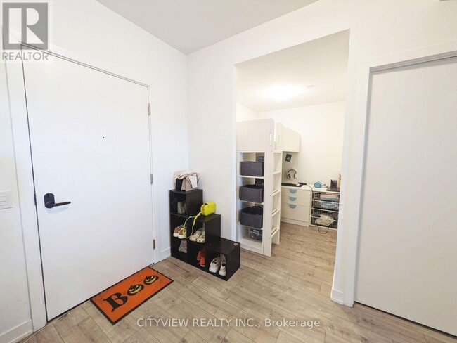 Photo - 220 Missinnihe Wy Unit 602