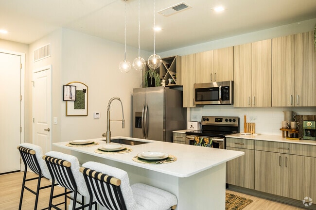 Building Photo - Niche Rental