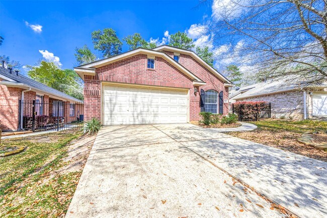 Photo - 134 E Foxbriar Forest Cir