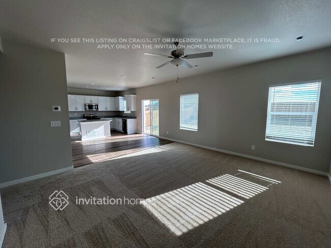 Photo - 2244 Alyssa St