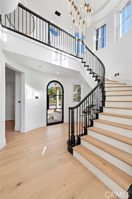 Photo - 84 Sidney Bay Dr