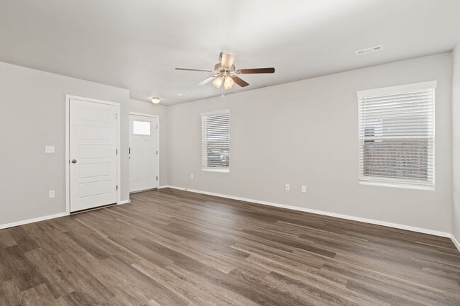 Photo - *Pre-Leasing* Three Bedroom | Two Bathroom Duplex with Full Service Lawn Care in Lawlis Ranch