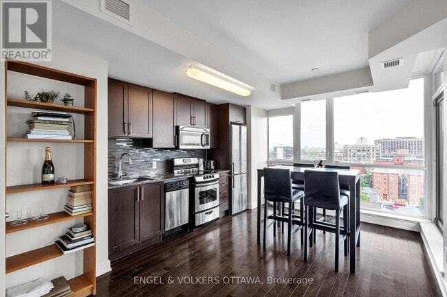 Photo - 40 Nepean St Unit 905