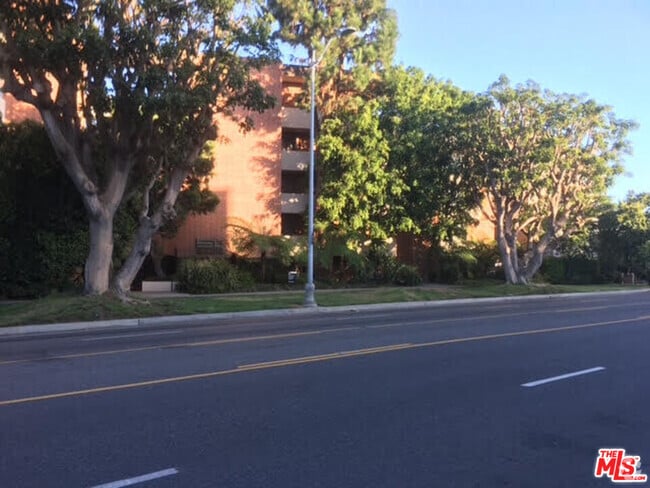 Building Photo - 11750 W Sunset Blvd Unit 122 Rental