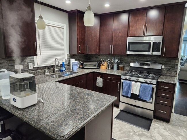 Photo - 3819 N Kenneth Ave Unit 3