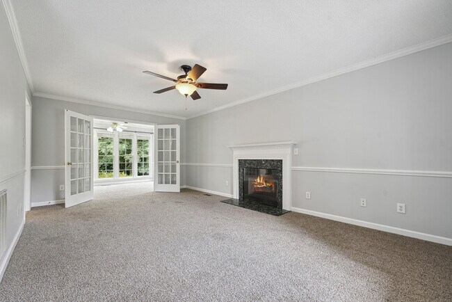 Photo - 223 Wintergreen Dr