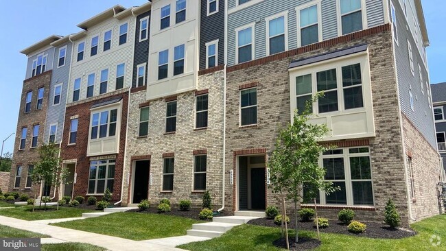 Building Photo - 2550 VERONA Pl Rental
