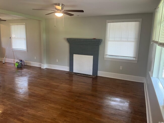 Photo - 5910 Highmarket St