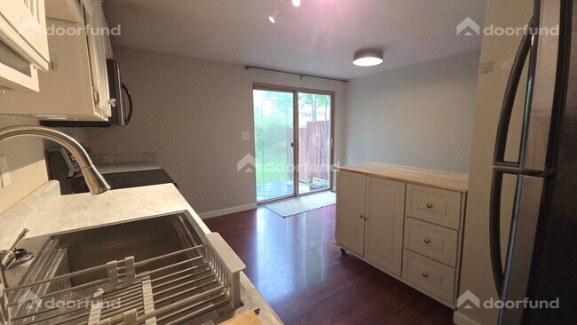 Photo - 133 Green St