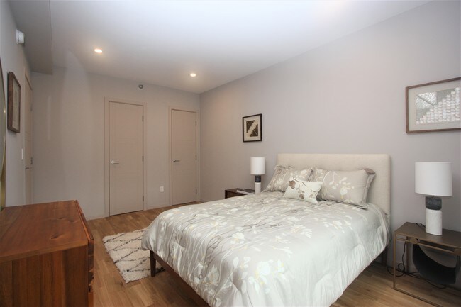 Photo - 1511-1515 Bedford Ave