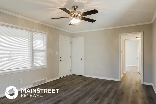 Photo - 6115 W 74th St