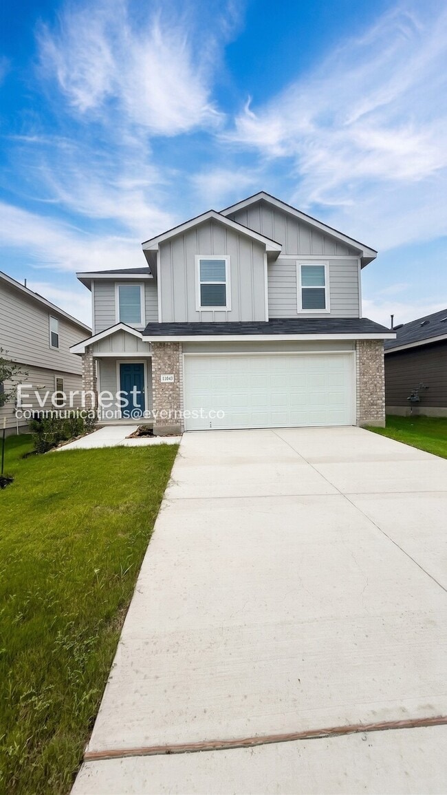 Building Photo - 16043 Mahogany Wy