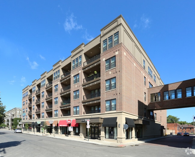 The Hub Apartments For Rent In Columbus Oh Forrent Com