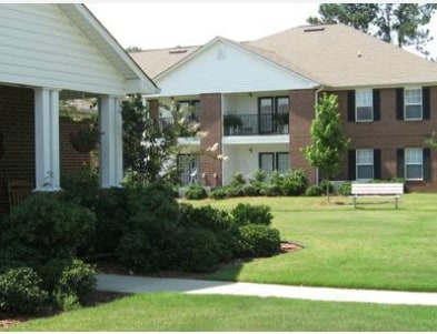 Photo - Saratoga Court Apartamentos