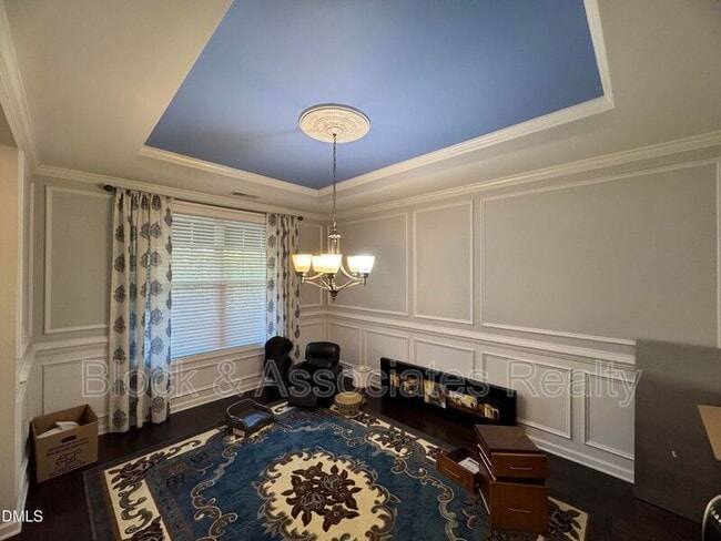 Photo - 258 Chatsworth Ln