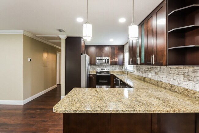 Photo - 10209 N Fleetwood Dr Casa