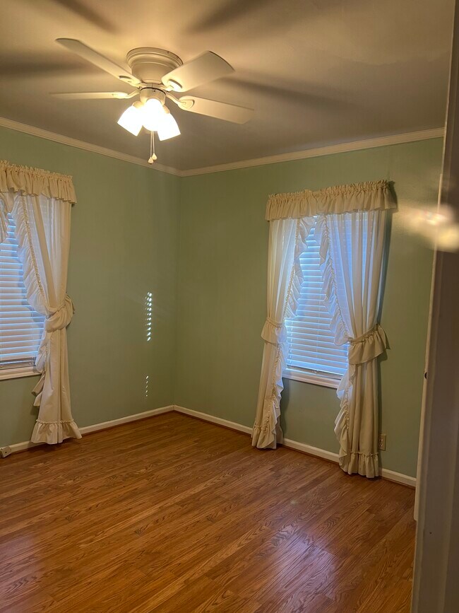 Photo - 108 Circle Dr