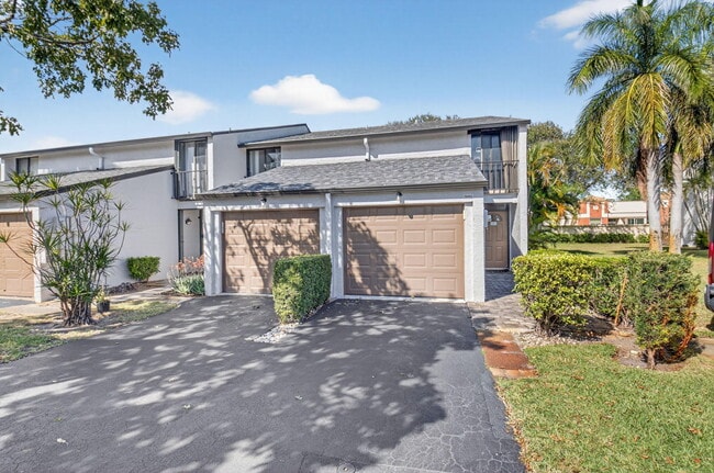 Photo - 4761 NW 2nd Ave Unit 301