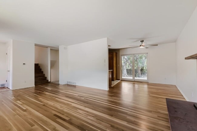 Photo - Beautiful 3-Bedroom Home with Large Backyard & Mountain Views