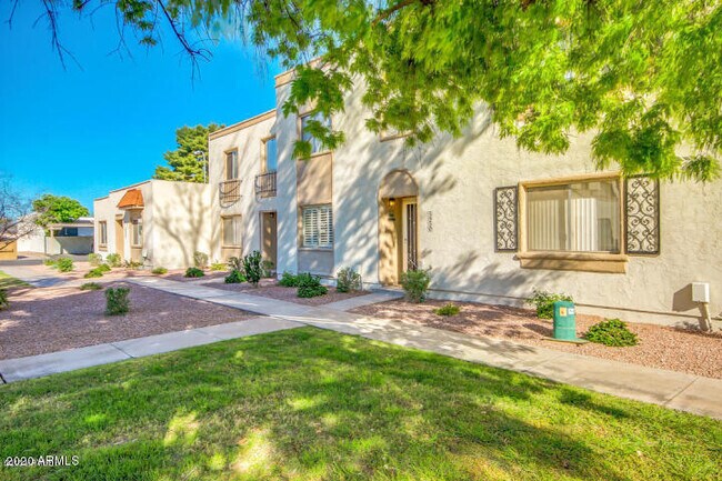 Photo - 5950 N 83rd St