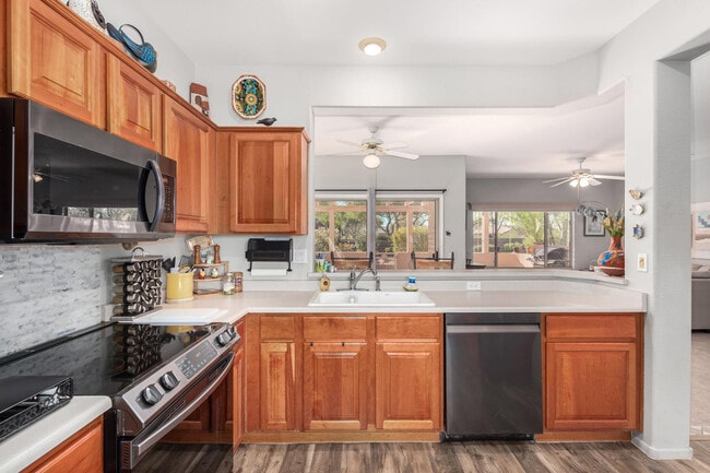 Photo - 16215 W Desert Winds Dr