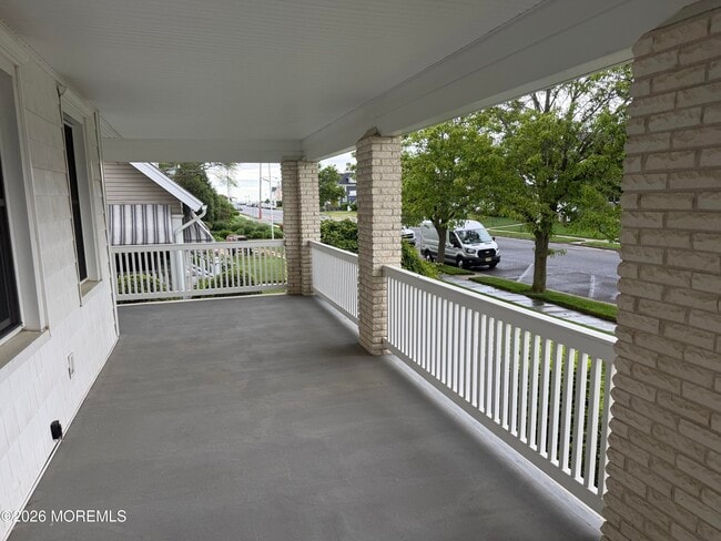 Photo - 120 Garfield Ave