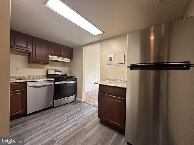 Photo - 1550 Northgate Square