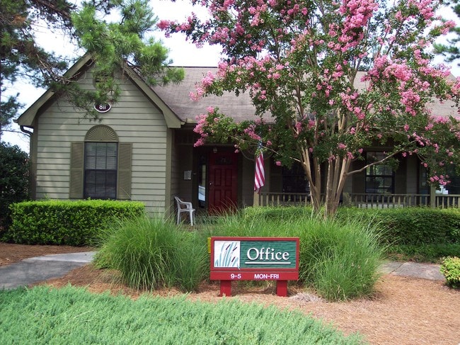 Heritage Pointe Apartments